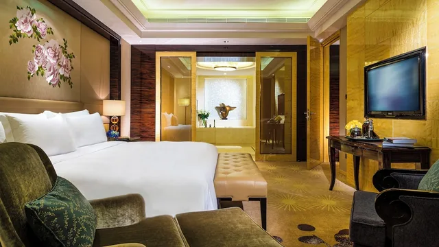 Premium, King Bed, Garden View, Club Lounge Access, INTERCONTINENTAL SHIJIAZHUANG 3/4