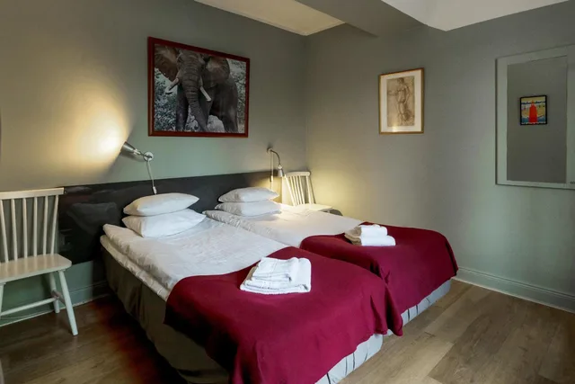 غرفة اقتصادية بسريرين منفصلين بحمام مشترك في الملحق، Reimersholme Hotel 4/7
