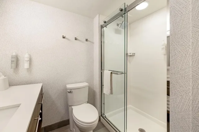 Suite, King Bed, Home2 Suites by Hilton Madison East, WI 9/10