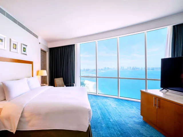 جناح بانورامي بإطلالة على البحر، Hilton Doha 4/12