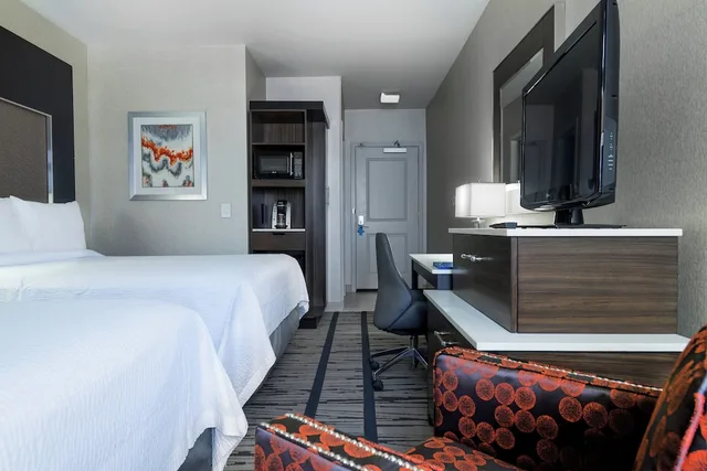 غرفة بسريرين كوين لذوي الإعاقة، Fairfield Inn Suites Boston Cambridge 2/5