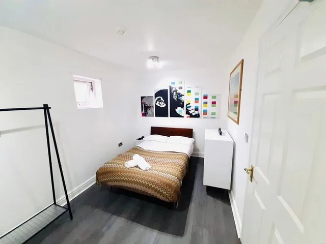 Garden, Flat, Apartment, 1 Single and 2 Double Beds, Kitchen، The Melville Hotel 2/5