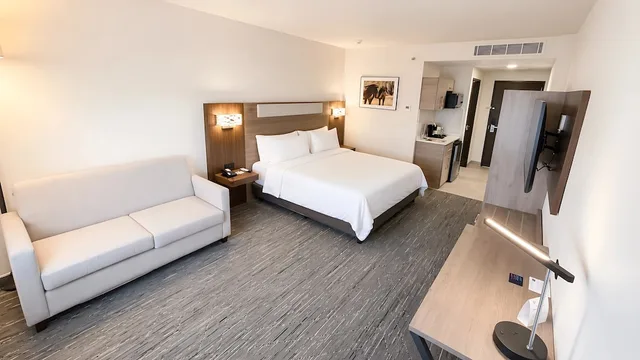 Holiday Inn Express And Suites Los Mochis Centro By Ihg، Los Mochis 10/50
