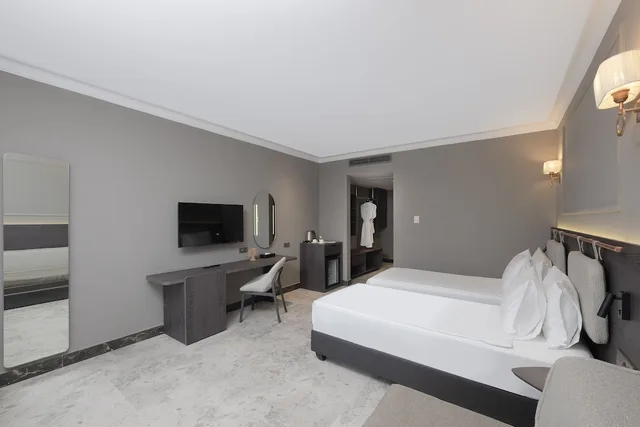 غرفة قياسية بإطلالة على البحر، Adora Golf Resort Hotel 3/6
