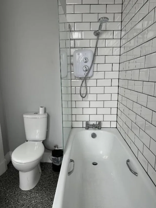 Standard, Quadruple, 2 Bunk Beds, Citi Hotel Aberdeen City Centre 2/2