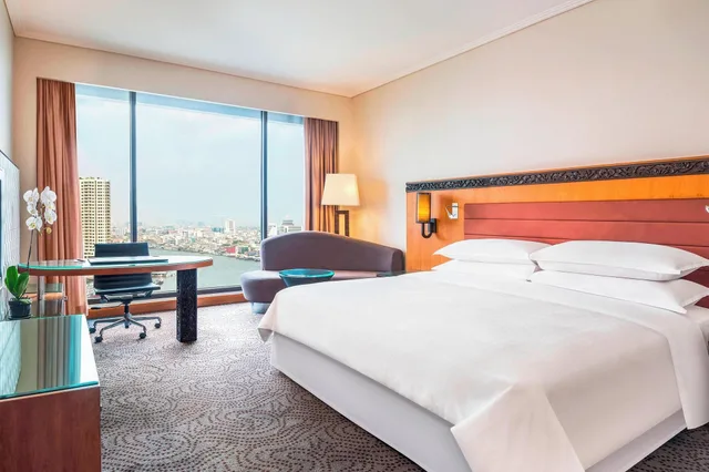 Deluxe, Double Bed, with View, Royal Orchid Sheraton Riverside Hotel Bangkok 1/5