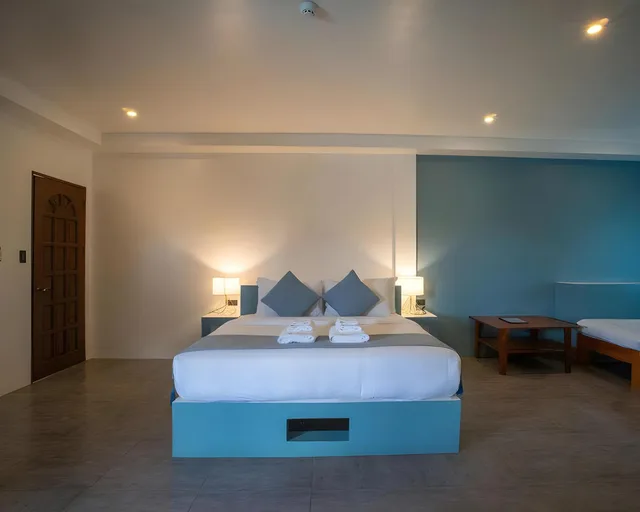 Family, King Bed, Terrace, Corner, Amihan Resort 1/1