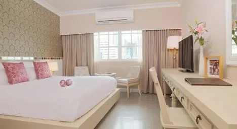 غرفة سوبيريور مفردة، The Raya Surawong Bangkok 1/1