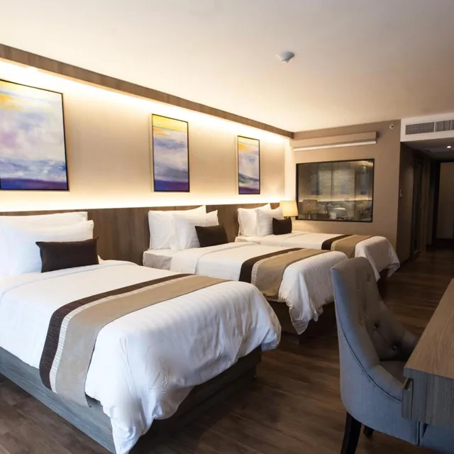 غرفة بريميير ثلاثية، Arte Hotel 5/9