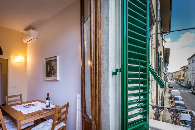 شقة كلاسيكية بسرير كوين بغرفة نوم واحدة، Classic Tuscany Apartment B 7/7