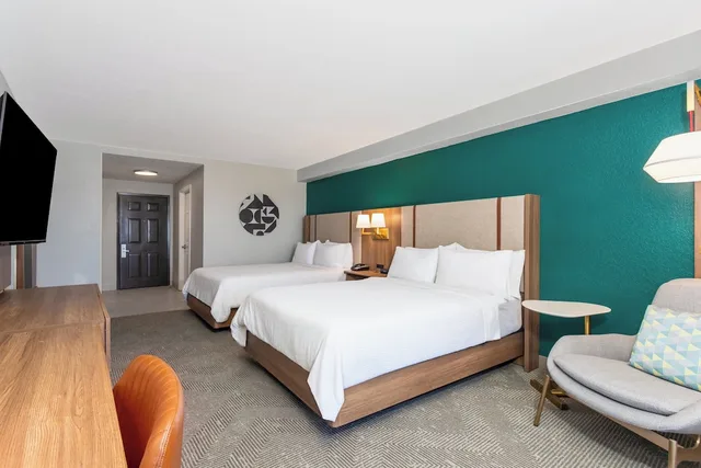 جناح بسرير كينج بغرفة نوم واحدة لذوي الإعاقة، Holiday Inn Hotel And Suites Daytona Beach On the Ocean 3/6