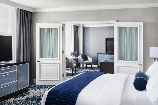 1 Bedroom, Suite, King Bed, The Ritz Carlton San Francisco 5/8