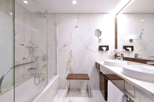 Executive Room Twin for Sole Use High Floor، Porto Palacio Hotel By The Editory 5/6