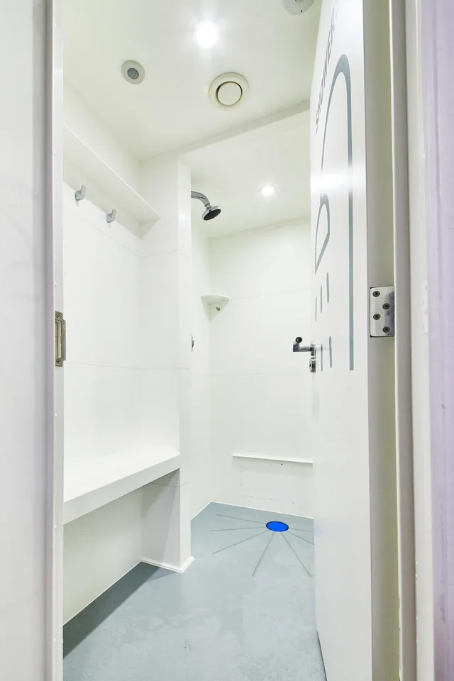 Mixed Dorm, 12 Beds, External Bathroom، St Christophers Inn Village London Bridge Hostel Ex Hostel St Christophers Village 4/4