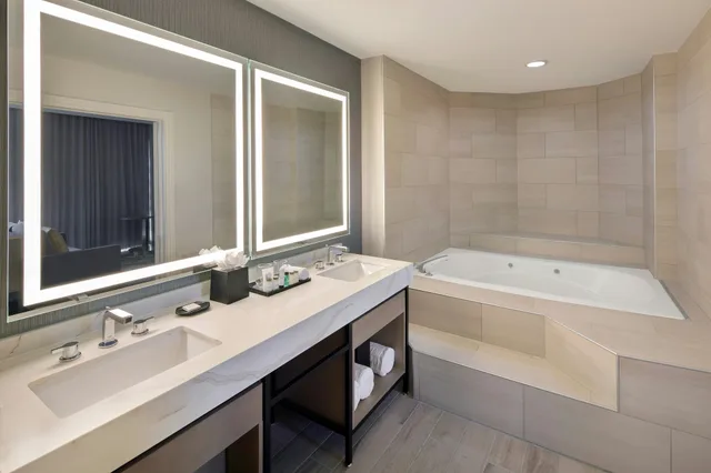 Suite, SHERATON ORLANDO NORTH 3/5