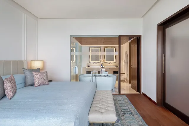 جناح بريميير بسرير كينج، The Oberoi Mumbai 2/7