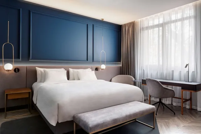 جناح، Radisson Collection Bilbao 2/4