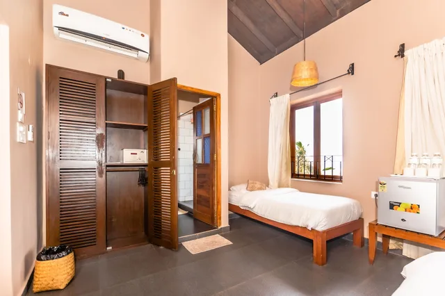 غرفة تنفيذية بسرير كينج بإطلالة على البحر، Fiesta Beach Resort 8/9