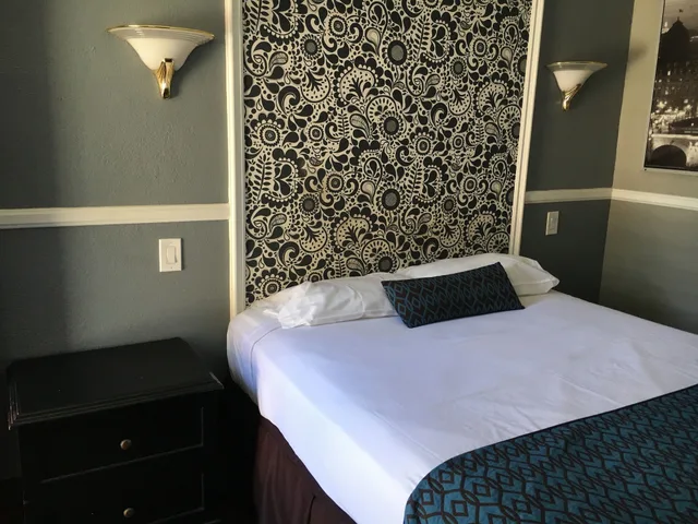 غرفة ديلوكس بسريرين كوين، Hotel Salina Long Beach 2/3