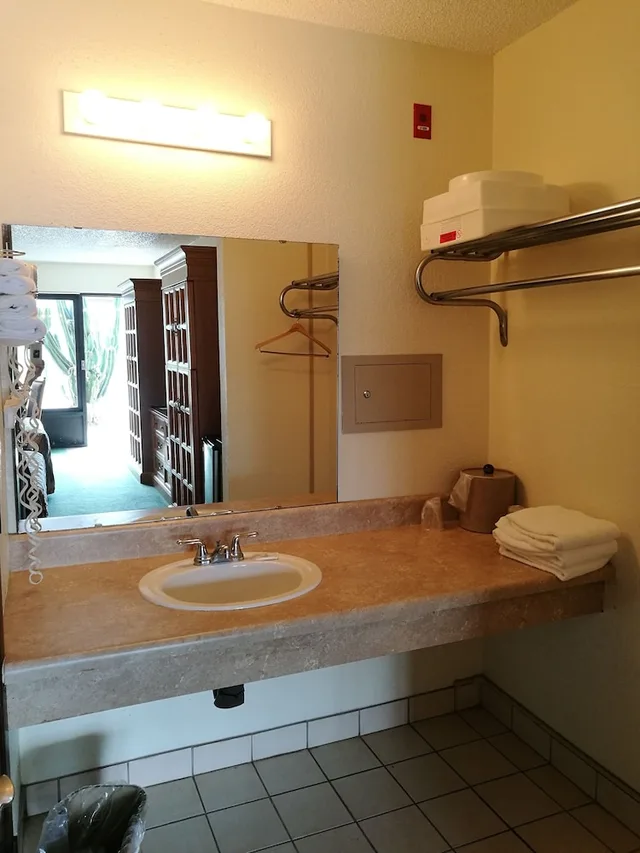 غرفة قياسية بسرير كينج، The Vietta Hotel 9/10