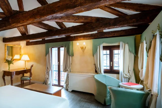 غرفة بريميوم بسرير مزدوج أو سريرين منفصلين، Maison Venezia Una Esperienze 9/10
