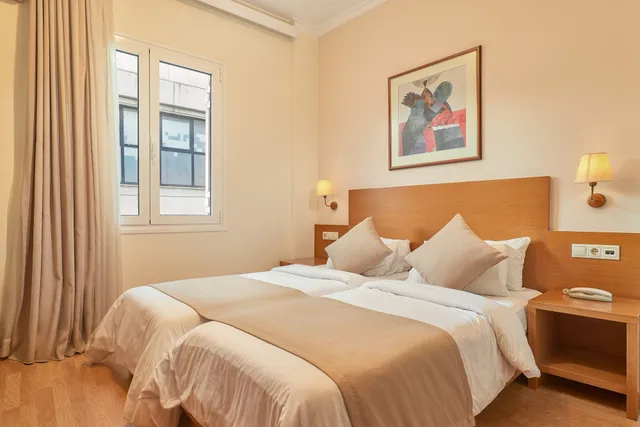 غرفة بسريرين منفصلين، Athos Hotel 1/7