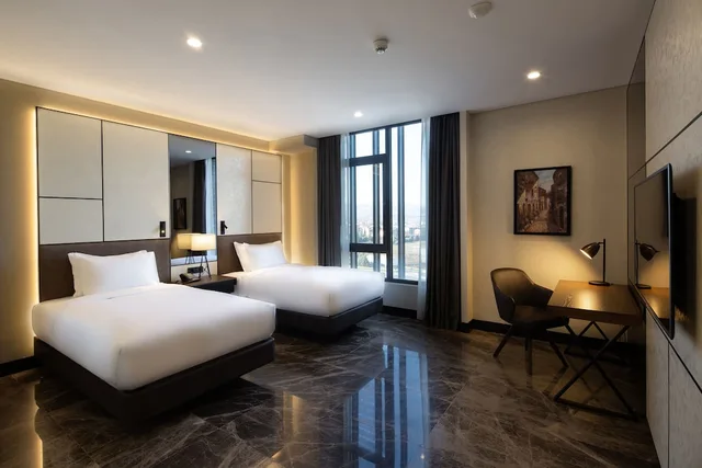 غرفة سوبيريور بسريرين منفصلين بإطلالة على الفناء، DoubleTree by Hilton Kocaeli 2/2