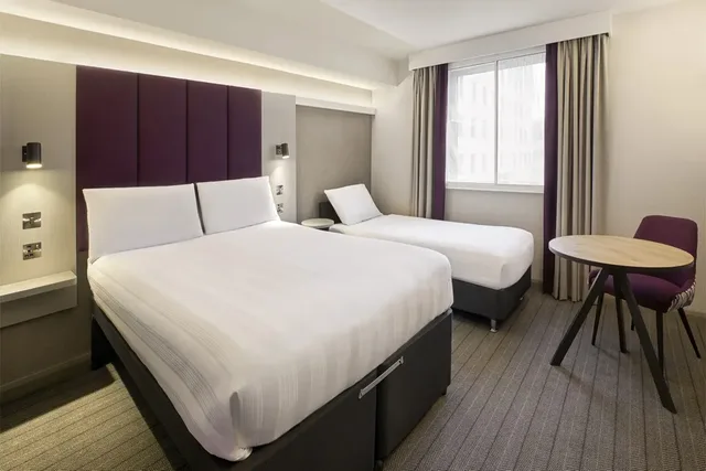 Premier Inn Dartmouth، Brixham 3/13
