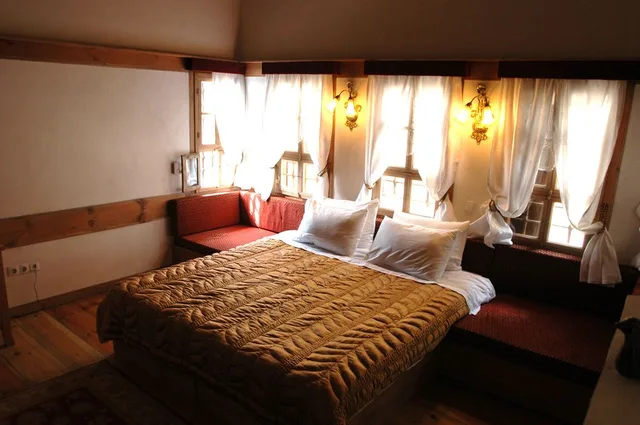 جناح جونيور، Gulevi Safranbolu Hotel 1/1