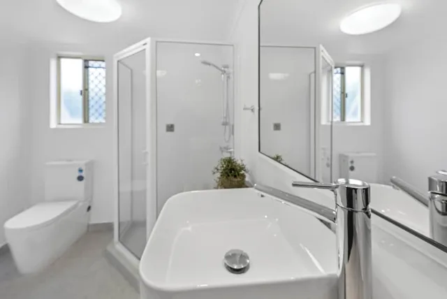 شقة بريميير بسرير كوين، Mackay Seabreeze Apartments 4/7