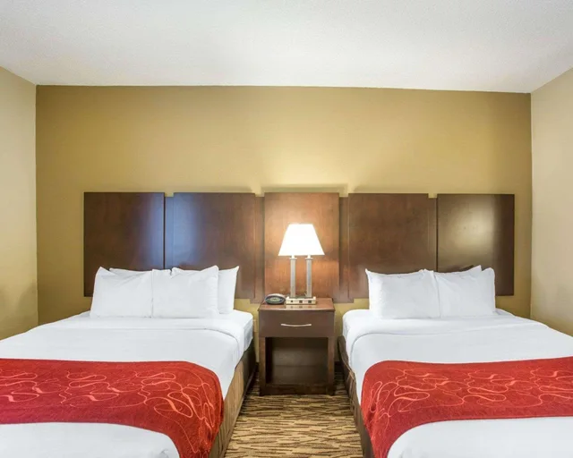 جناح، Comfort Suites Lebanon 2/4