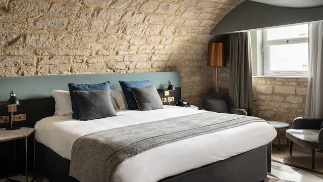 غرفة بريميوم بسرير كينج، HOTEL INDIGO BATH 6/10