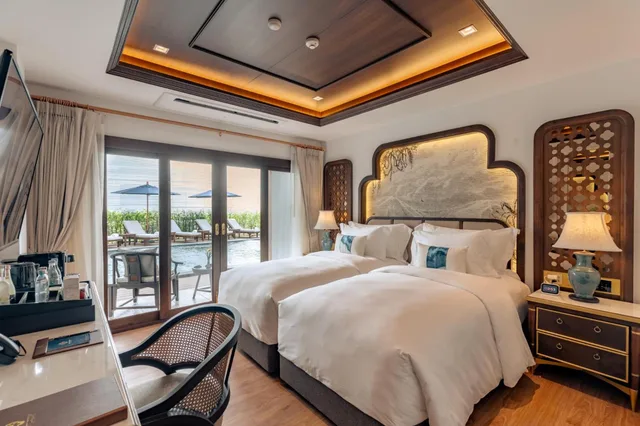 غرفة بسريرين منفصلين بإطلالة على المسبح، CHINO at Nimman Luxury Boutique Hotel 3/10