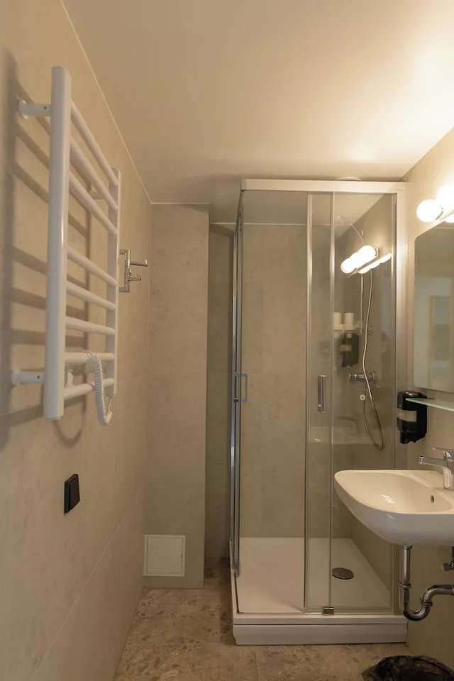 Renovated, King Bed، Ivolita Vilnius Hotel 6/9