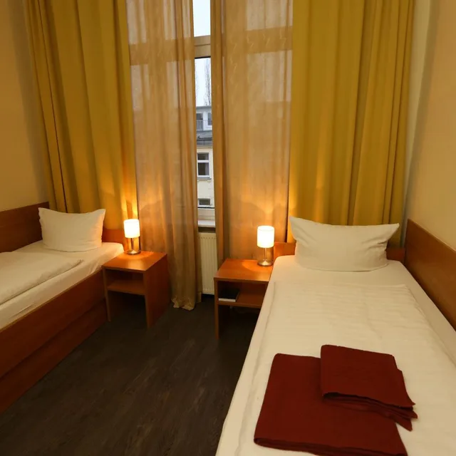 غرفة مفردة، Hotel Ai Koenigshof 16/21