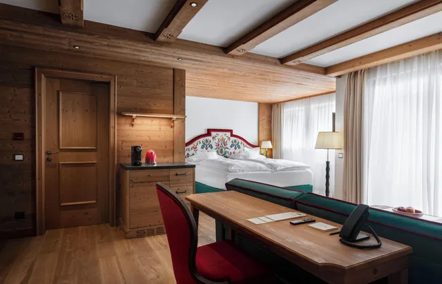Deluxe, Multiple Beds, Mountain View، Hotel Tyrol 7/7