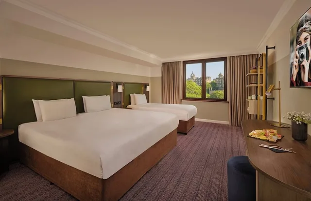 جناح كلاسيكي بسرير كوين وسرير فردي، Mount Royal Hotel Edinburgh by The Unlimited Collection 5/10