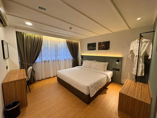 جناح بسرير كينج وسريرين منفصلين، Wyndham Garden Shahzan Fraser's Hill 1/2