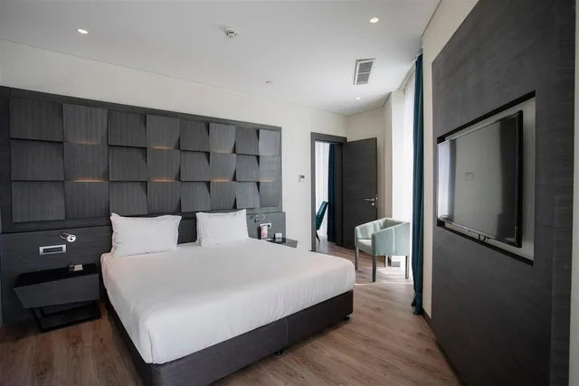 جناح بريميير بسرير كينج، Wish More Hotel 2/5
