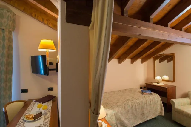 غرفة رباعية، Hotel Della Torre 3/4
