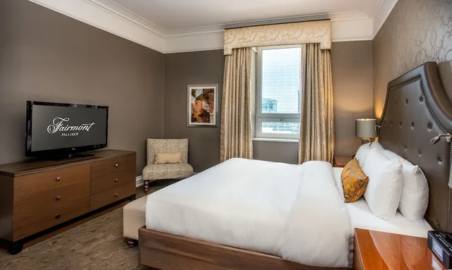 Fairmont, Queen Bed, City View، Hotel Fairmont Palliser 1/6
