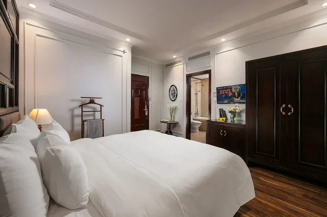 Superior, Queen Bed, No Window، Hong Ngoc Dynastie Hotel 1/5