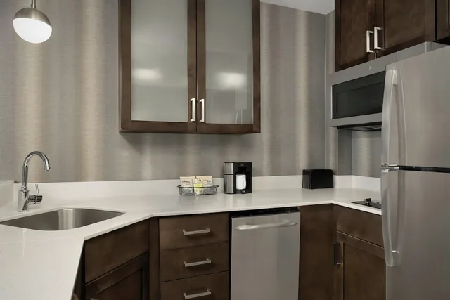 غرفة بسرير كينج، Residence Inn By Marriott Charlotte Northlake 7/7