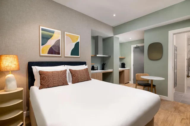 استوديو بسرير كوين لذوي الإعاقة، The Lincoln Suites 1/1