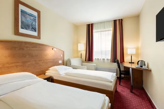 غرفة عائلية بأربعة أسرّة، Amedia Express Prag, Trademark Collection by Wyndham 1/4
