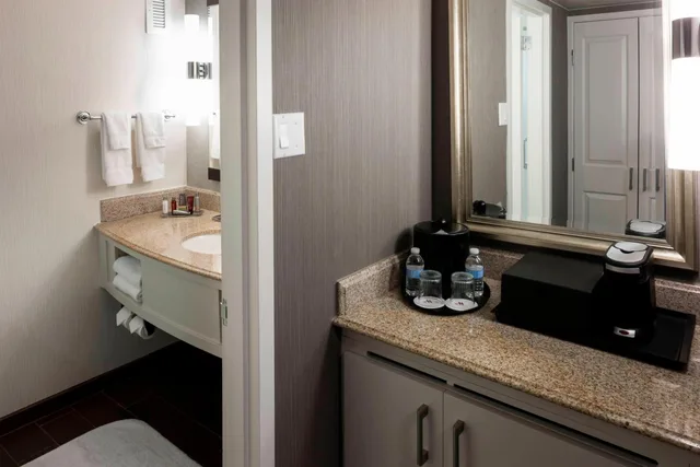 Room, King or Double Bed, Fairfax Marriott at Fair Oaks 7/8