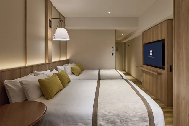 Superior, 2 Double Beds, Ocean Front, Sofa، Grand Monday Resort Tokyo Bay Maihama 6/9