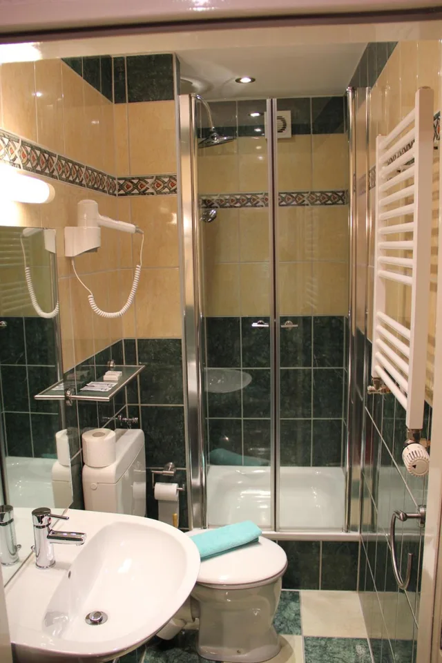 غرفة مفردة، Hotel Wali 5/8