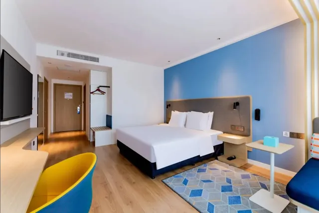 Specialty, Holiday Inn Express Hohhot East Station 1/2
