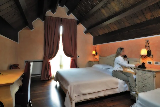 غرفة قياسية بسرير كوين، Hotel Villa Danilo 1/2